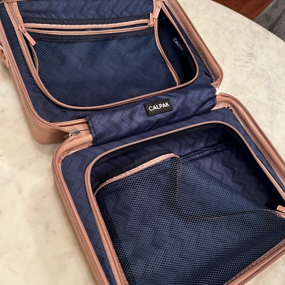 Calpak Vanity Case - Picture 3 of 4